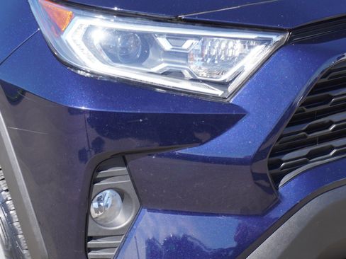 Used 2021 Toyota RAV4 XLE w/ XLE Grade Weather Package image 3