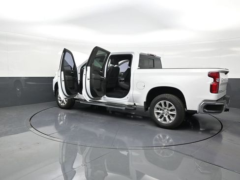 Used 2020 Chevrolet Silverado 1500 LTZ w/ LTZ Plus Package RWD image 31