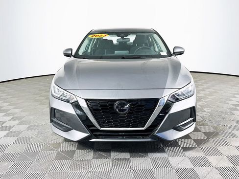Used 2023 Nissan Sentra SV image 4
