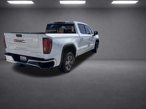 Used 2025 GMC Sierra 1500 SLT RWD image 31