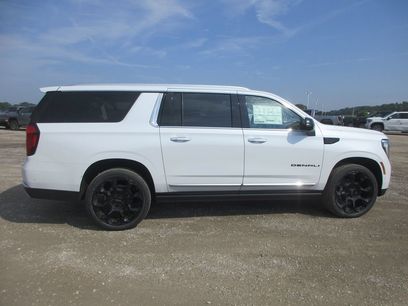 New 2026 GMC Yukon XL Denali w/ Denali Reserve Package