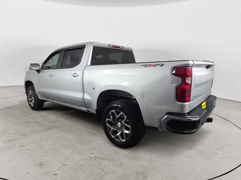 Used 2021 Chevrolet Silverado 1500 LT AWD/4WD image 7