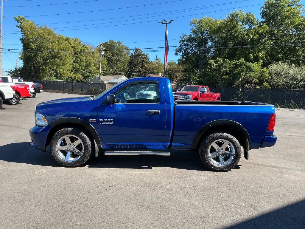 Used 2016 RAM 1500 Express w/ Popular Equipment Group AWD/4WD image 4