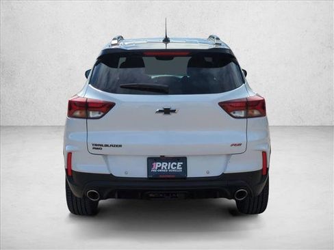 Used 2023 Chevrolet TrailBlazer RS w/ Sun and Liftgate Package image 7
