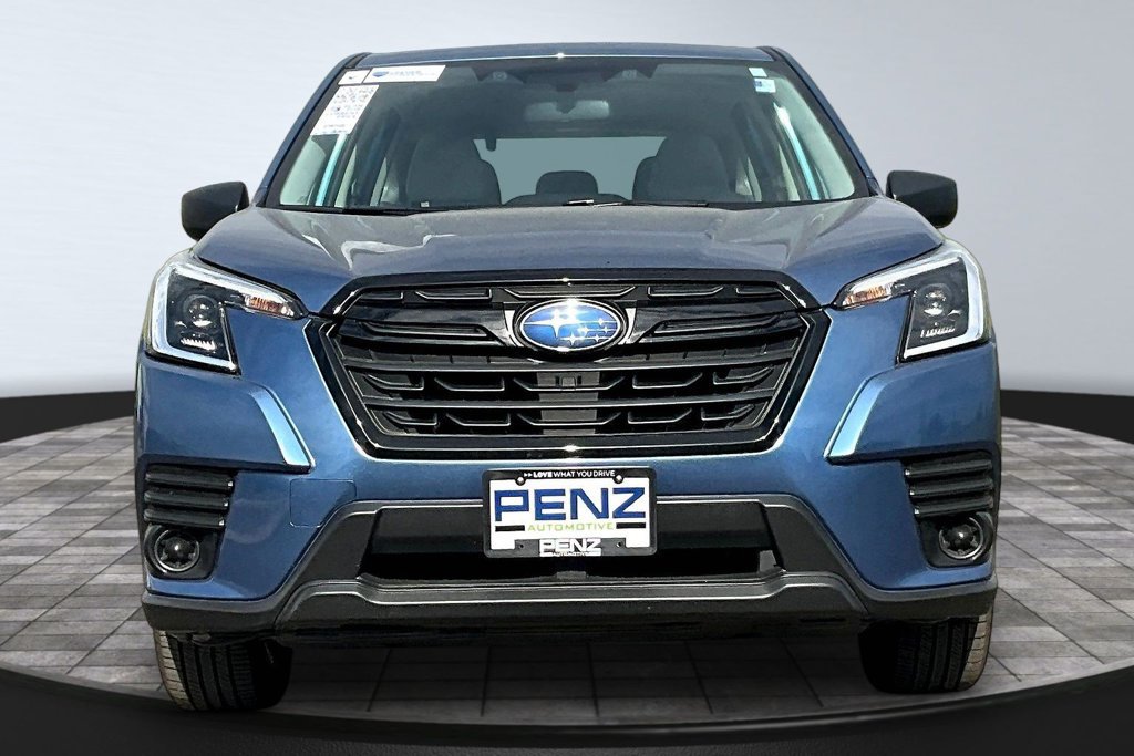 Used 2022 Subaru Forester AWD/4WD image 2