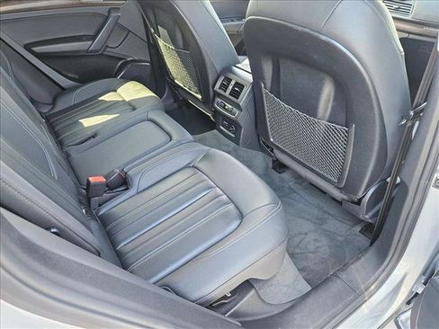 Used 2023 Audi Q5 2.0T Premium w/ Convenience Package AWD/4WD image 19