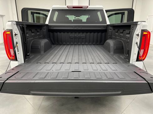 Used 2025 GMC Sierra 1500 AT4 AWD/4WD image 39