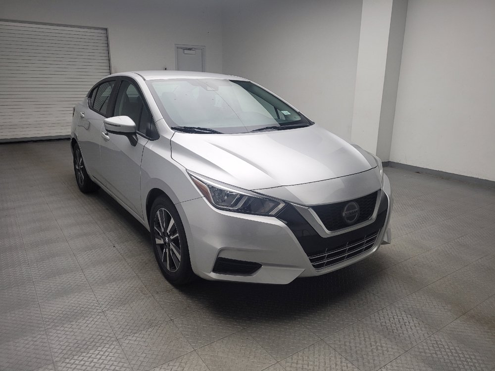 Used 2021 Nissan Versa SV FWD image 13