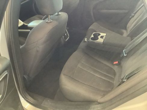 Used 2015 Chrysler 200 Limited w/ Convenience Group FWD image 15