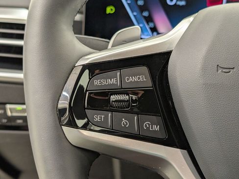 New 2025 BMW 330i Sedan w/ Convenience Package image 18