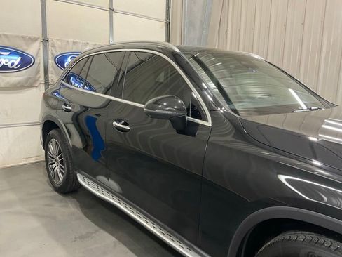 Used 2024 Mercedes-Benz GLC 300 4MATIC image 4