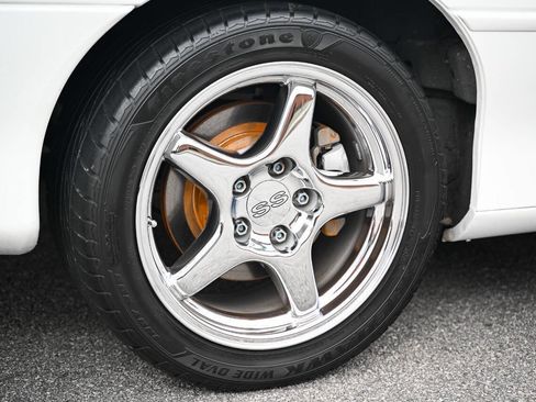 Used 2000 Chevrolet Camaro Z28 w/ SS Performance/Appearance Pkg image 19