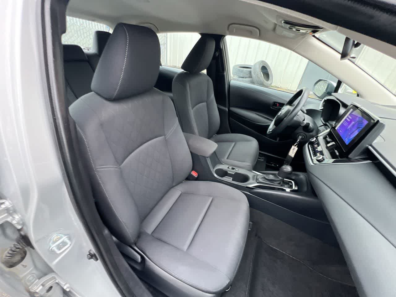 Used 2023 Toyota Corolla LE FWD image 28