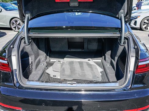Used 2022 Audi A8 L 3.0T w/ Executive Package image 27