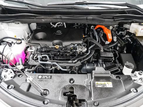 Certified 2025 Toyota Sienna XLE w/ XLE Plus Package AWD/4WD image 29