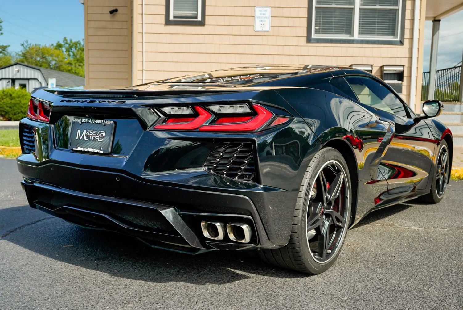 Used 2021 Chevrolet Corvette Stingray Coupe w/ 1LT RWD image 14