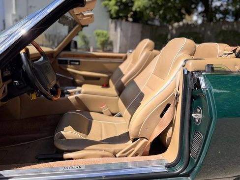 Used 1996 Jaguar XJS 4.0 Convertible RWD image 18