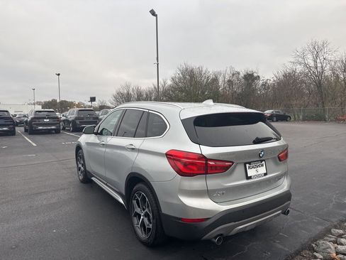 Used 2019 BMW X1 sDrive28i w/ Convenience Package image 3