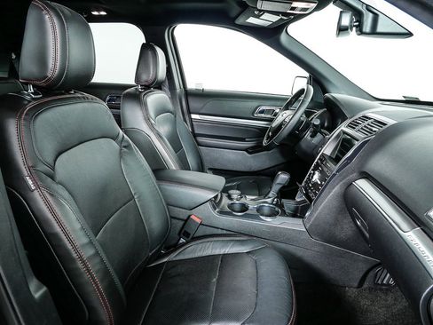 Used 2018 Ford Explorer Sport w/ Equipment Group 401A image 23