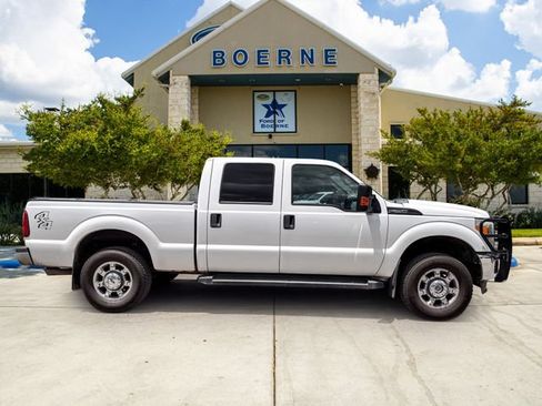 Used 2016 Ford F250 XL w/ Power Equipment Group AWD/4WD image 6