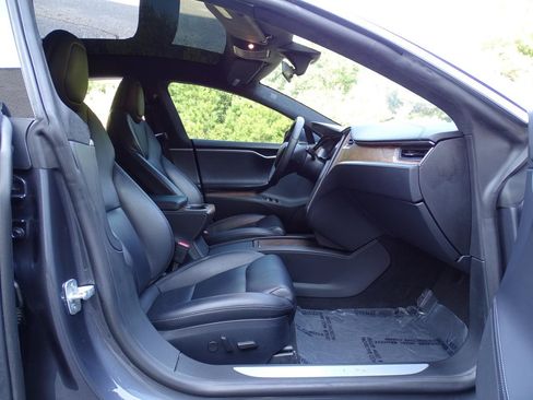 Used 2020 Tesla Model S Long Range Plus AWD/4WD image 23