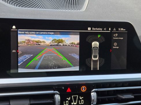 Used 2023 BMW M4 Competition w/ Executive Package image 26