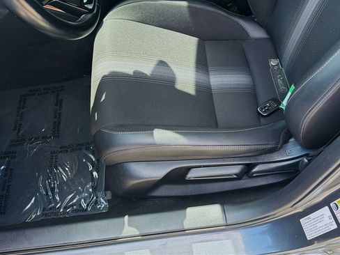 Used 2023 Honda Civic Sport image 15