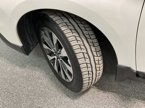 Used 2015 Subaru Outback 2.5i Limited image 34