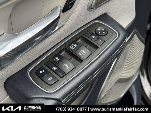 Used 2022 RAM 1500 Limited image 24