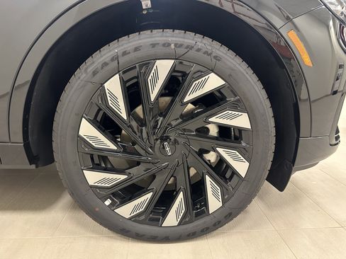 New 2026 Lincoln Nautilus Black Label w/ Jet Appearance Package image 7