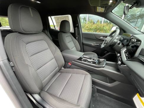 New 2026 Chevrolet Equinox LT FWD image 31