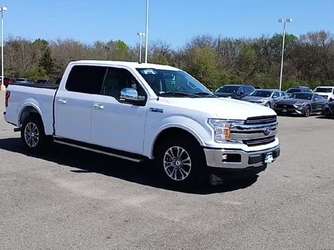 Used 2018 Ford F150 Lariat image 2