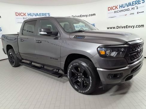 Used 2022 RAM 1500 Big Horn AWD/4WD image 3