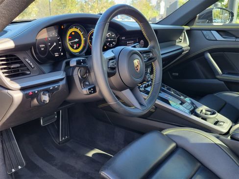 Certified 2022 Porsche 911 Carrera S image 4