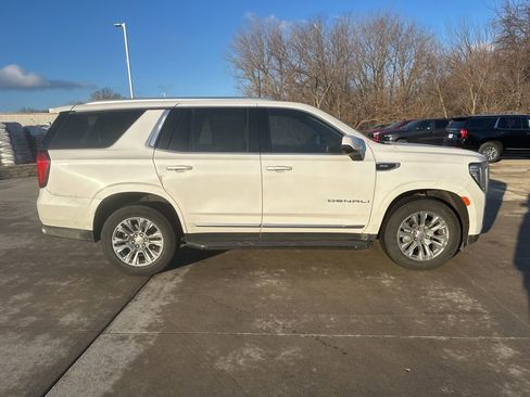 Certified 2023 GMC Yukon Denali image 6
