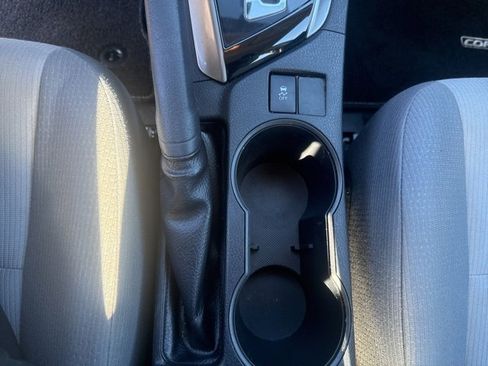 Used 2015 Toyota Corolla L image 26