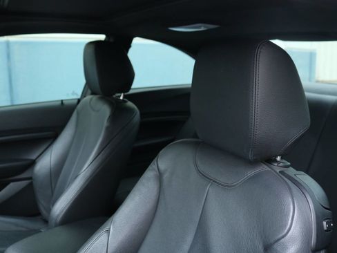 Used 2015 BMW M235i Coupe image 31