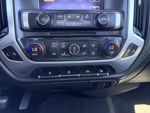 Used 2017 GMC Sierra 1500 SLT w/ Suspension Package, Off-Road AWD/4WD image 25