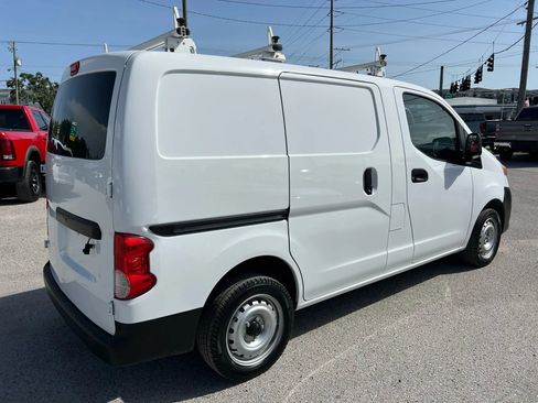 Used 2019 Nissan NV200 S image 5