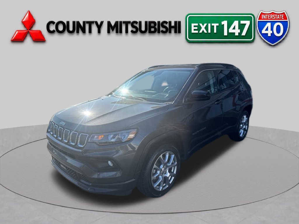 Used 2022 Jeep Compass Latitude AWD/4WD image 5