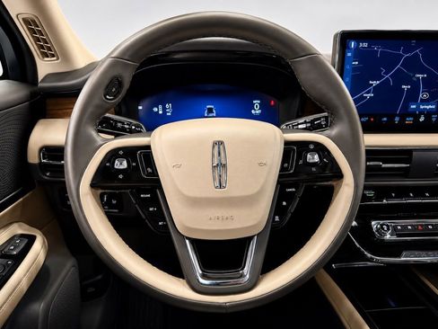 Used 2024 Lincoln Corsair Grand Touring w/ Rear Removable Package Tray AWD/4WD image 35