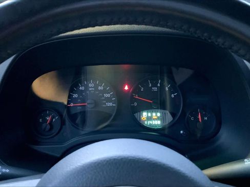 Used 2011 Jeep Patriot Latitude AWD/4WD image 24