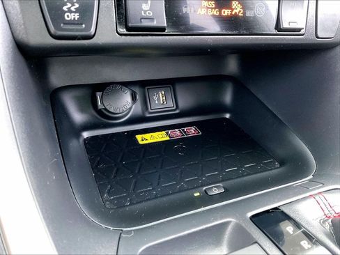 Used 2023 Toyota RAV4 XSE w/ Weather Package AWD/4WD image 27