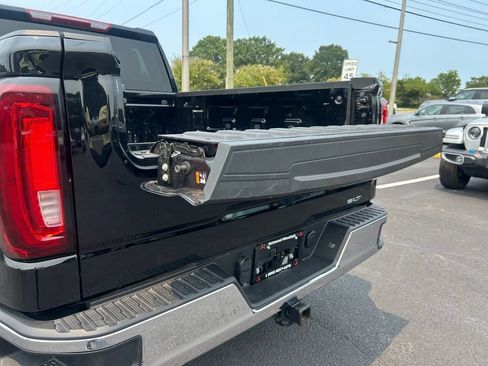 Used 2026 GMC Sierra 1500 SLT AWD/4WD image 26