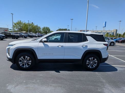 Used 2025 Chevrolet Equinox LT image 6