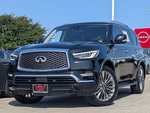 Used 2018 INFINITI QX80 2WD w/ Driver Assistance Package image 2