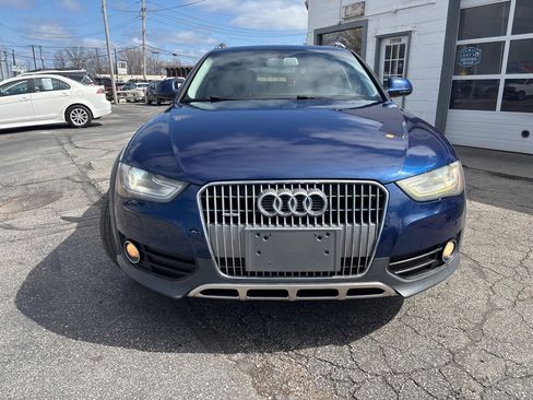 Used 2015 Audi A4 Premium Plus w/ Technology Package image 2