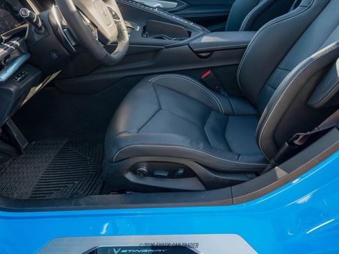 Used 2022 Chevrolet Corvette Stingray Convertible 2LT Z51 w/ Z51 Performance Package image 28
