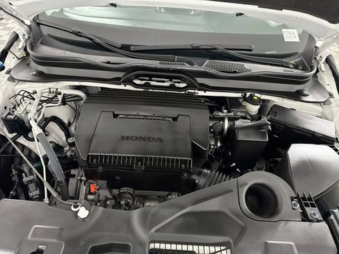 Used 2024 Honda Pilot EX-L image 10