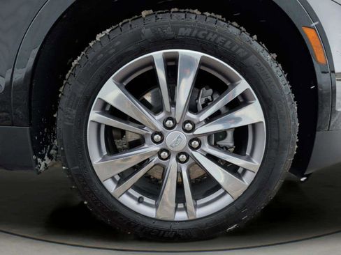 Used 2025 Cadillac XT5 Premium Luxury image 23